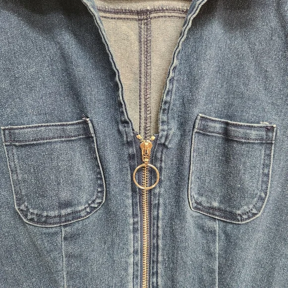 Haute Monde Blue Denim Jumpsuit with Front Zipper - Picture 4 of 9